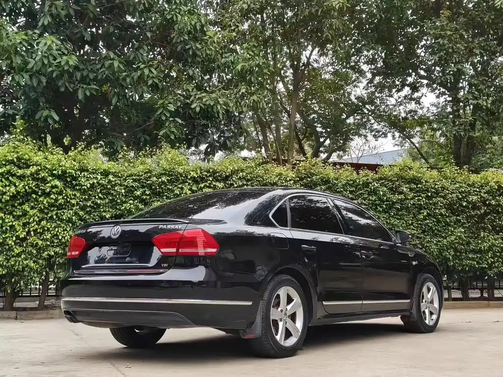 Volkswagen Passat — миниатюра 8