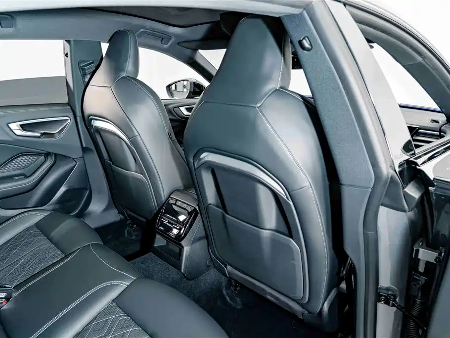 Audi A5L Sportback — миниатюра 20