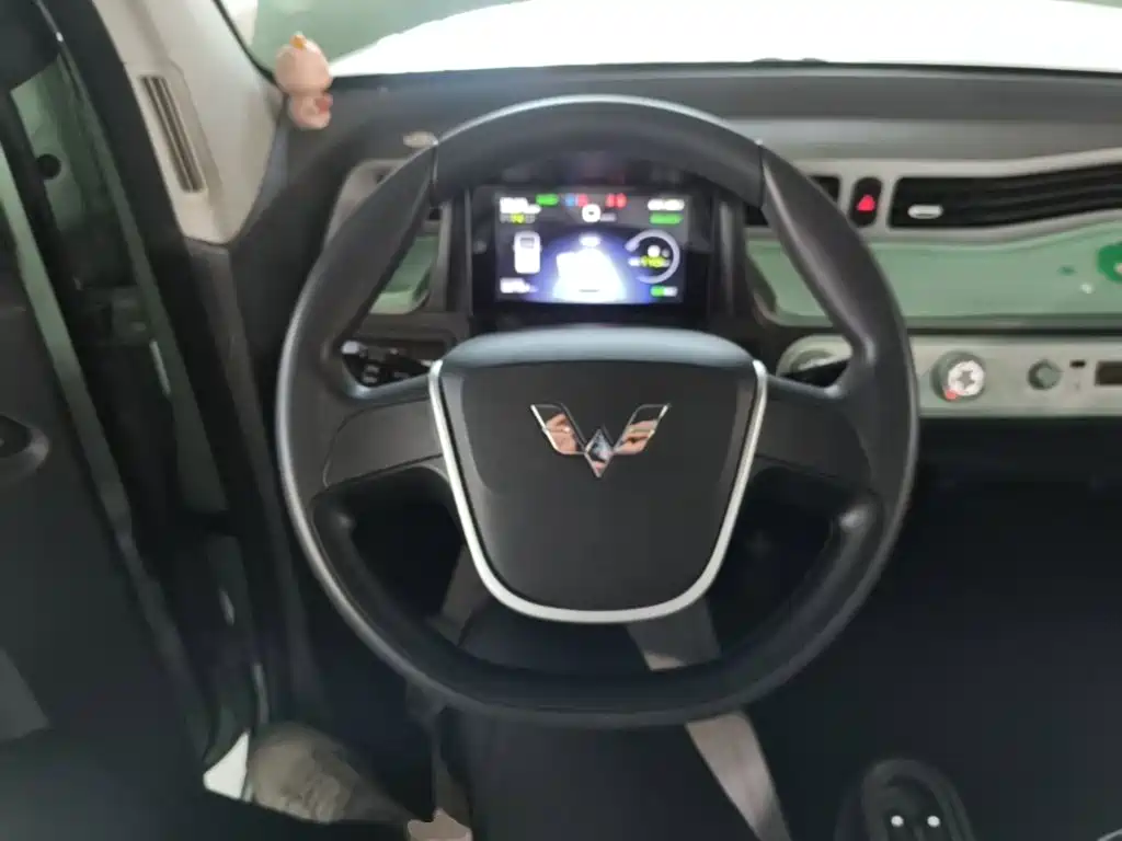 Wuling MINIEV — миниатюра 11
