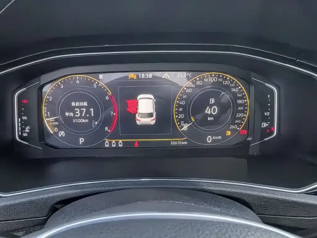 Volkswagen T-Roc — миниатюра 11