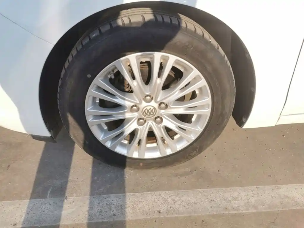 Buick Excelle — миниатюра 23