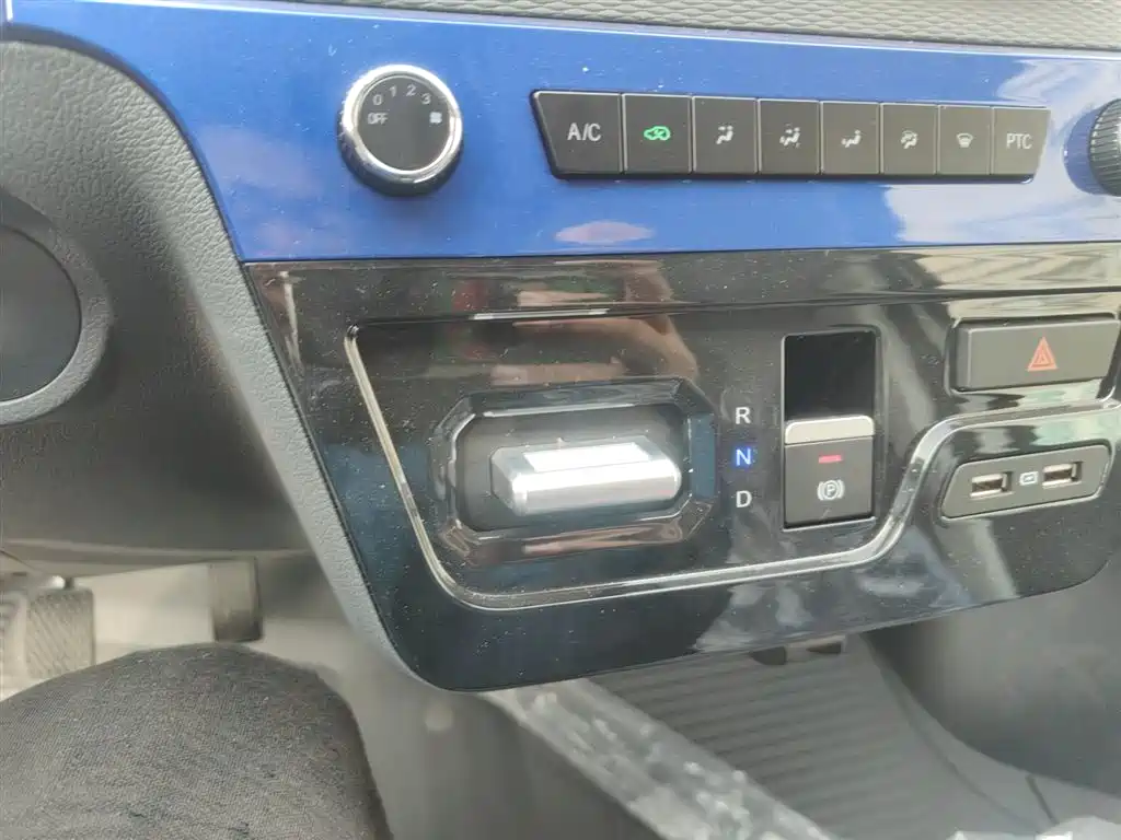 Dongfeng EM27 — миниатюра 14