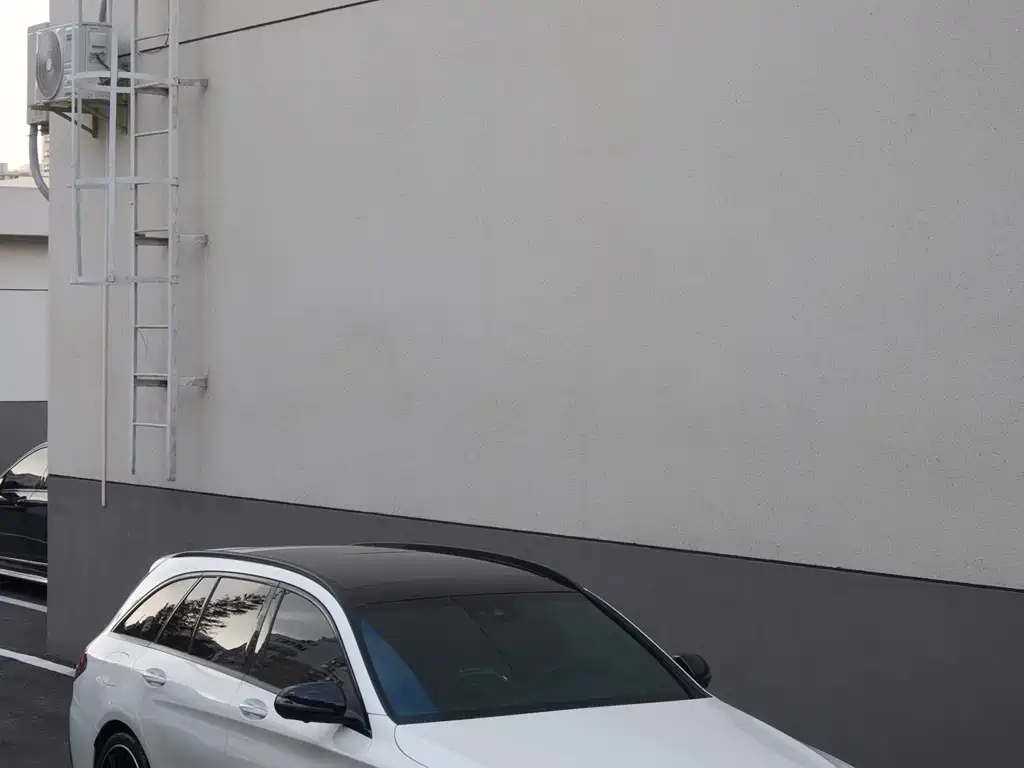 Mercedes-Benz C-Class AMG — миниатюра 3