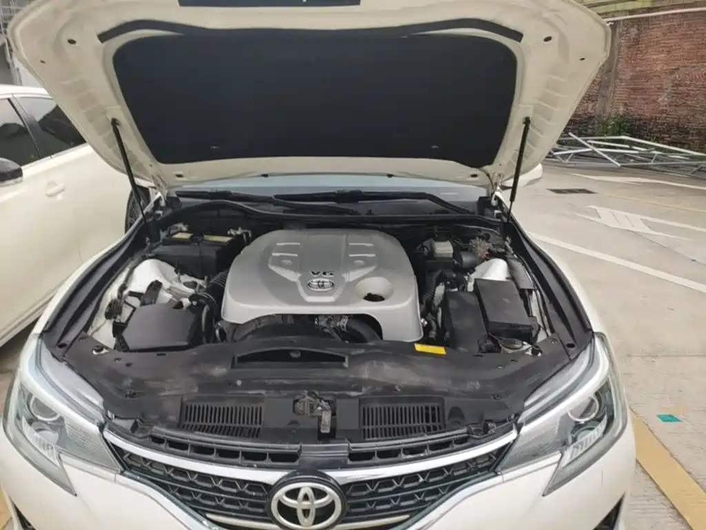 Toyota Reiz — миниатюра 20