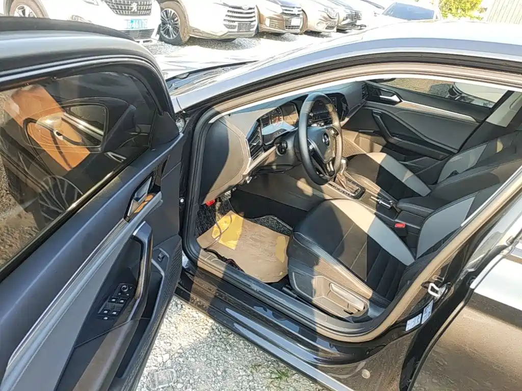 Volkswagen Sagitar — миниатюра 16