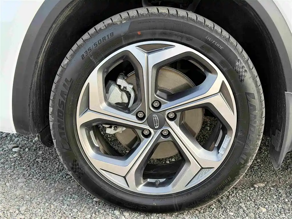 Geely Xingyue L — миниатюра 14