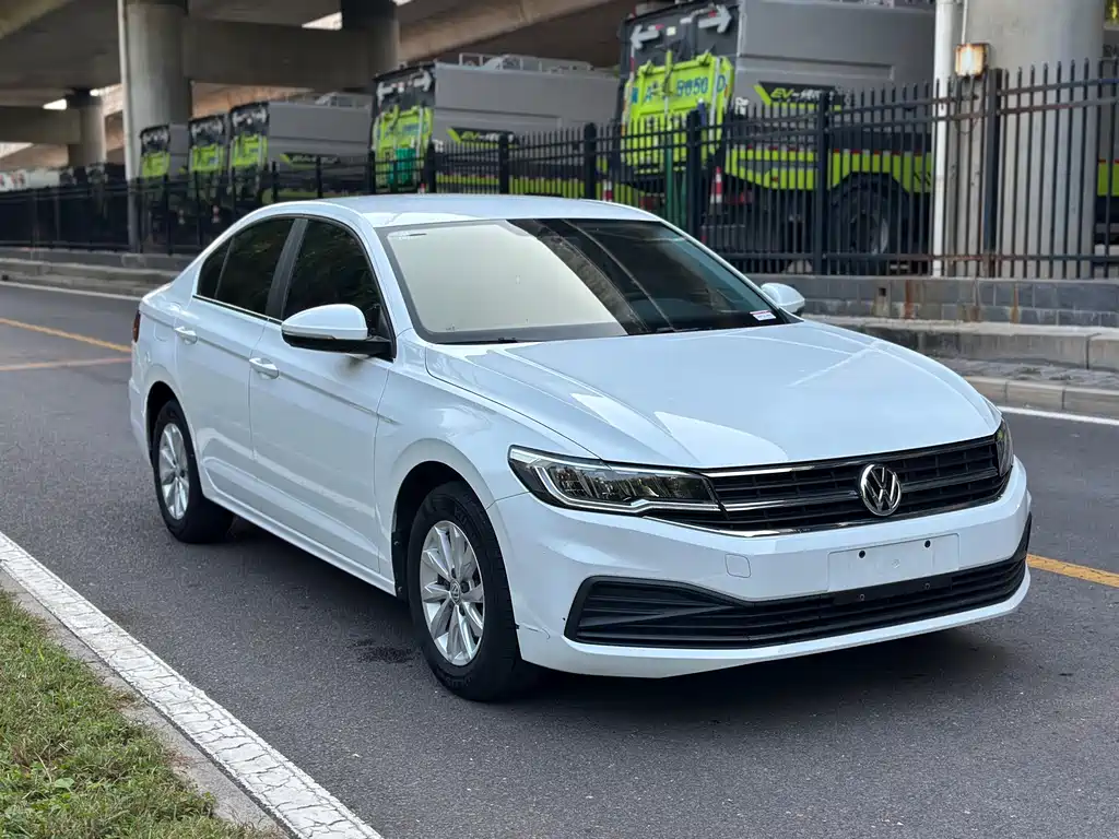 Volkswagen Bora — миниатюра 3