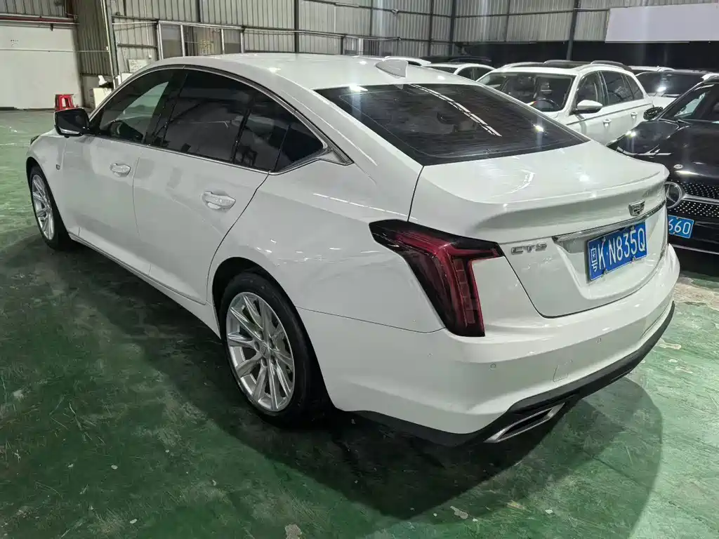 Cadillac CT5 — миниатюра 5