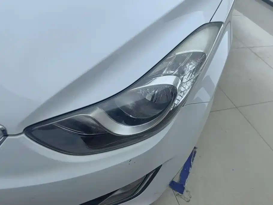 Hyundai Elantra Langdong — миниатюра 5