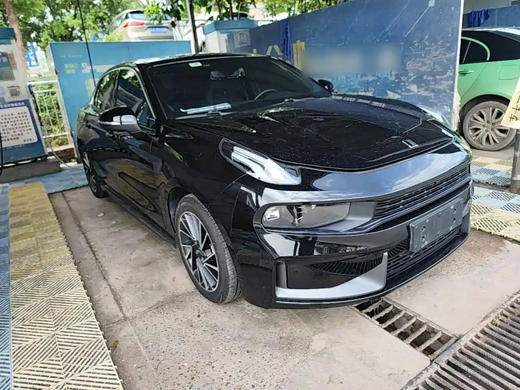 Lynk & Co 03 — миниатюра 4