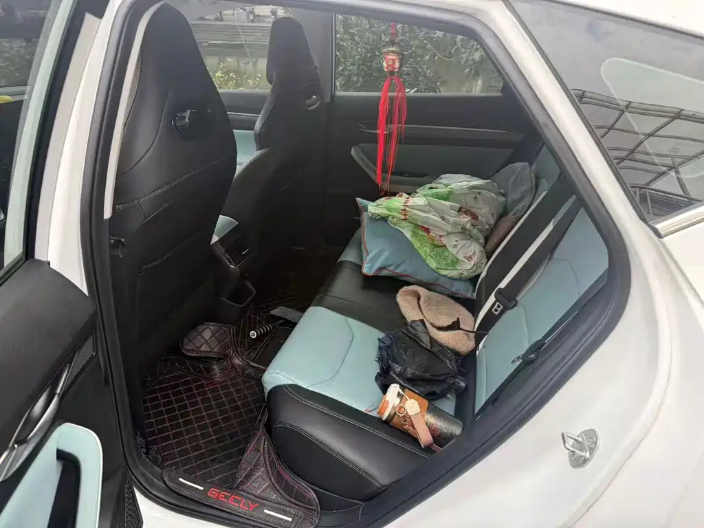 Geely Emgrand S — миниатюра 5