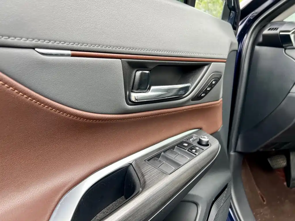 TOYOTA LING FANG HARRIER