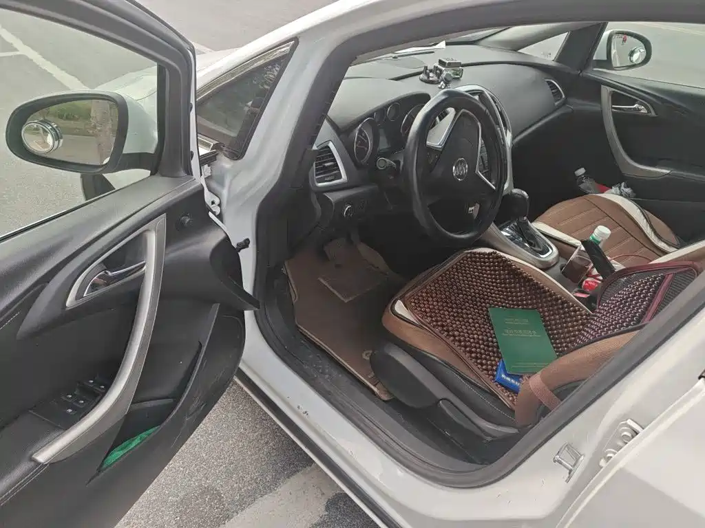 Buick Excelle — миниатюра 12