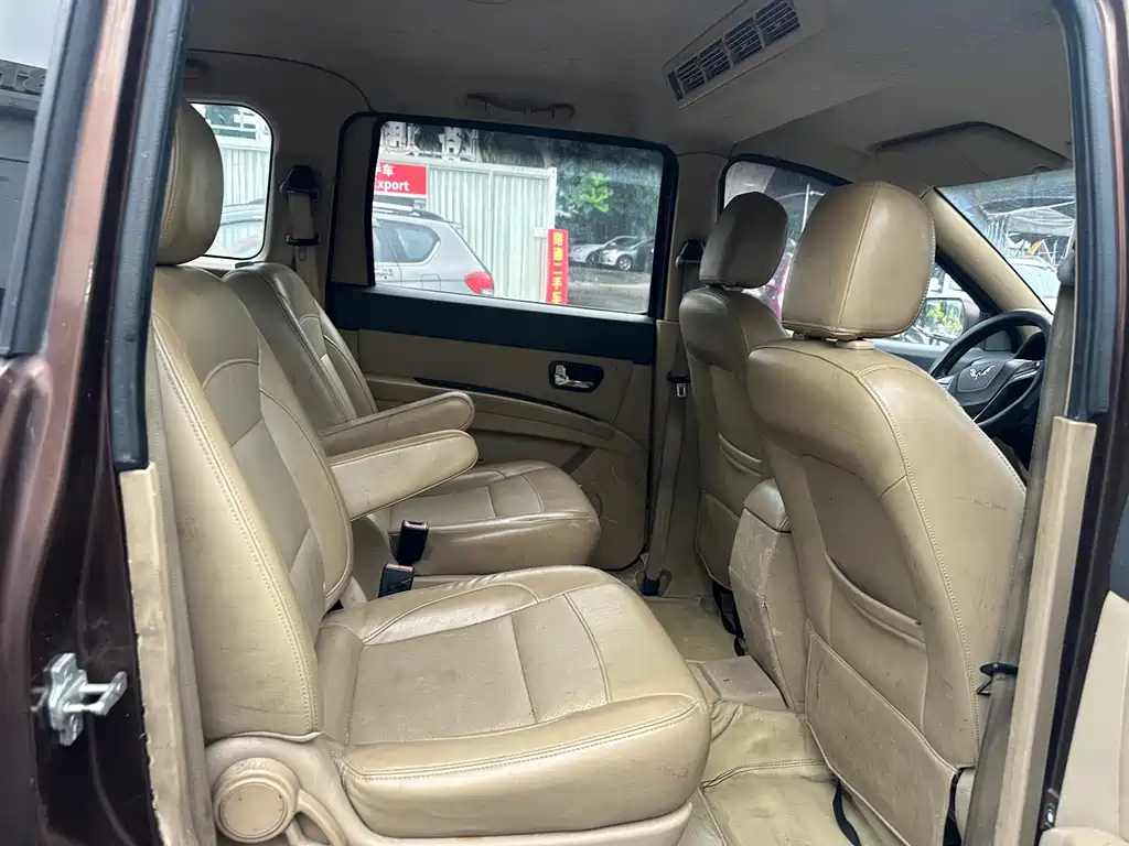 Wuling Hongguang — миниатюра 12