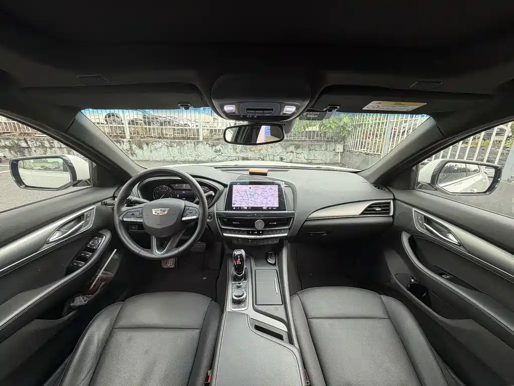 Cadillac CT5 — миниатюра 11