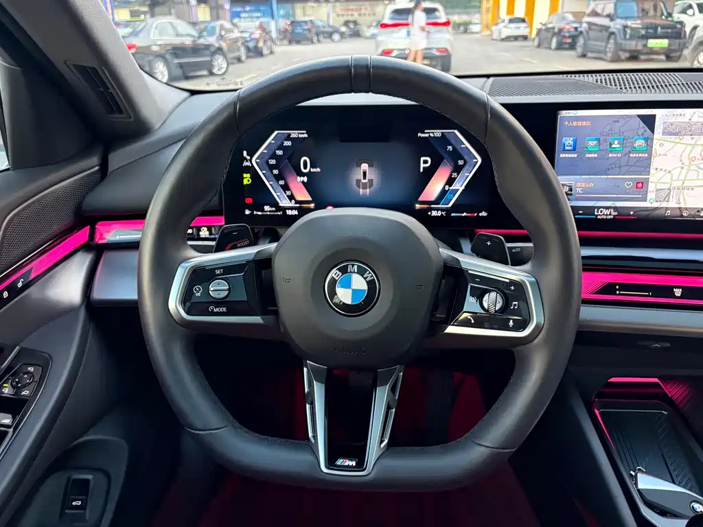 BMW 5 Series — миниатюра 6