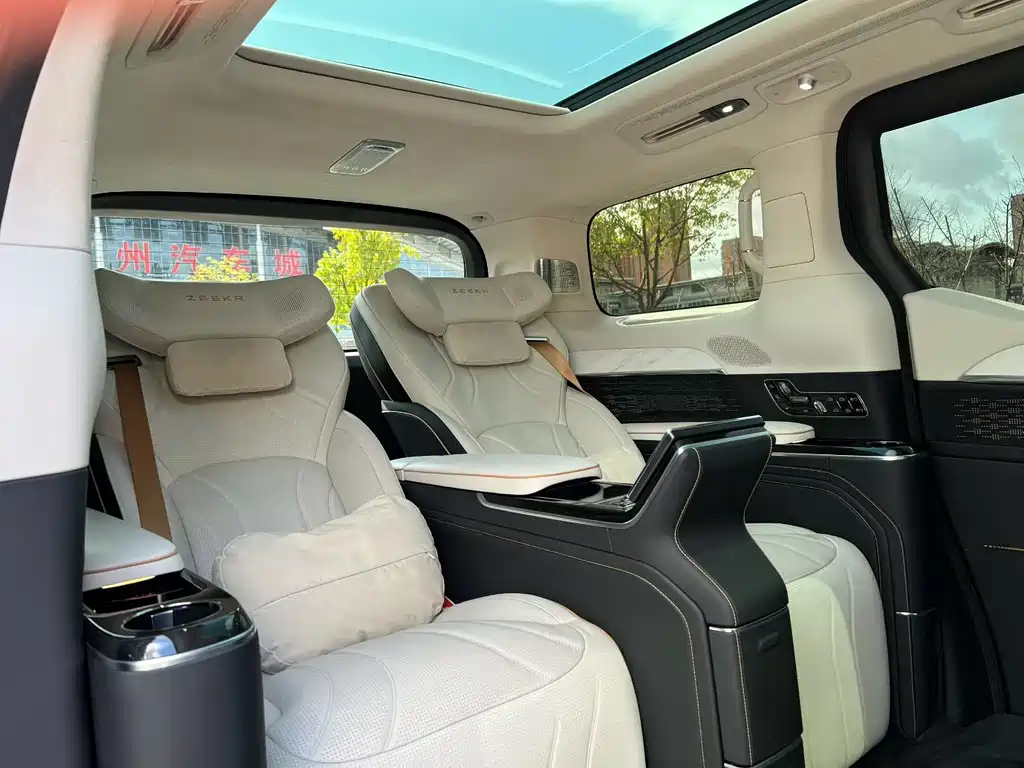 ZEEKR EXTREME KRYPTON 009