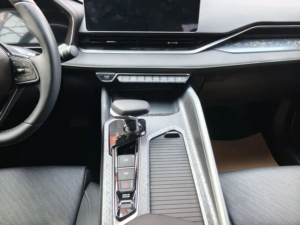 GEELY AUTOMOBILE XINGRUI