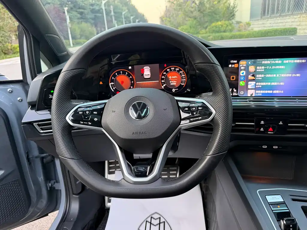 Volkswagen Golf — миниатюра 5