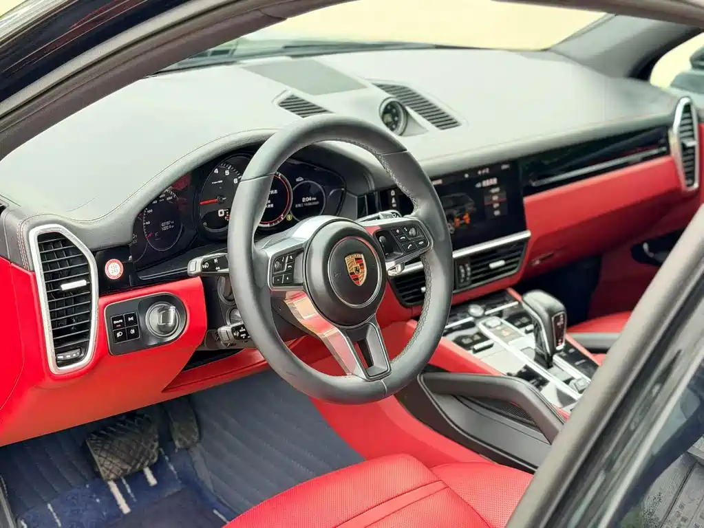 Porsche Cayenne — миниатюра 4