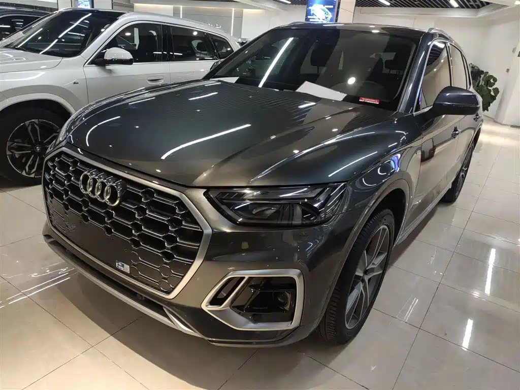 Audi Q5L 2022