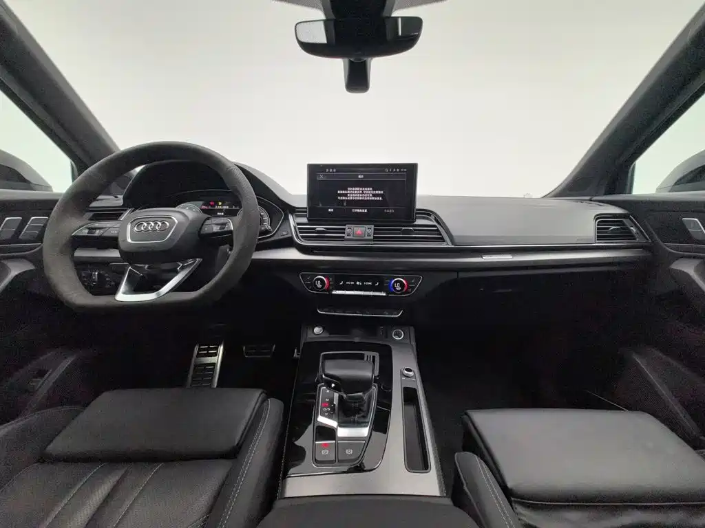 Audi Q5L — миниатюра 5