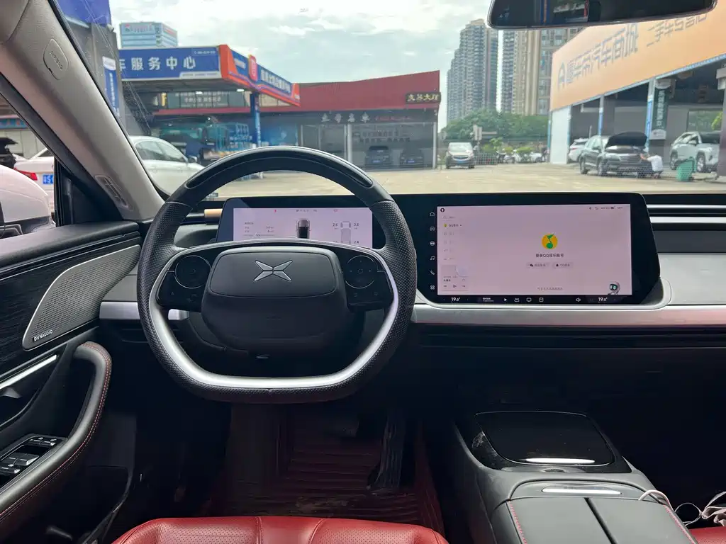 XPeng P7 — миниатюра 11