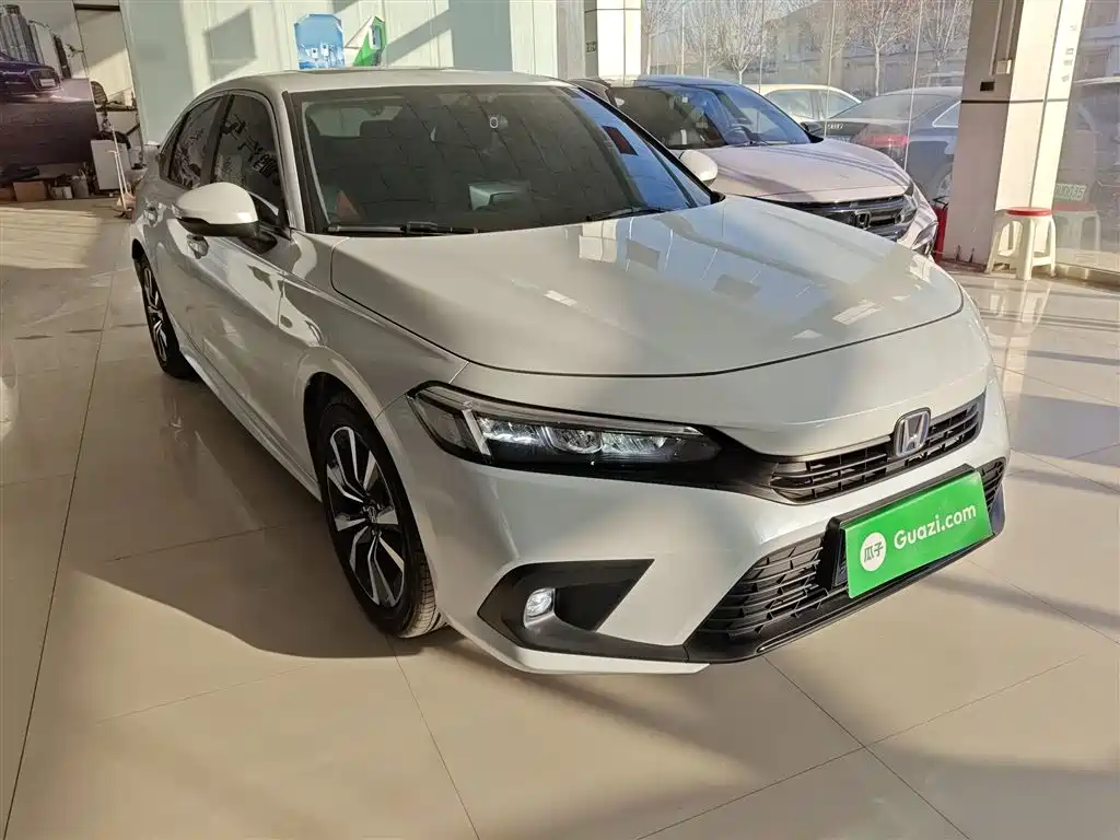 Honda Civic 2023 2.0L e:HEV