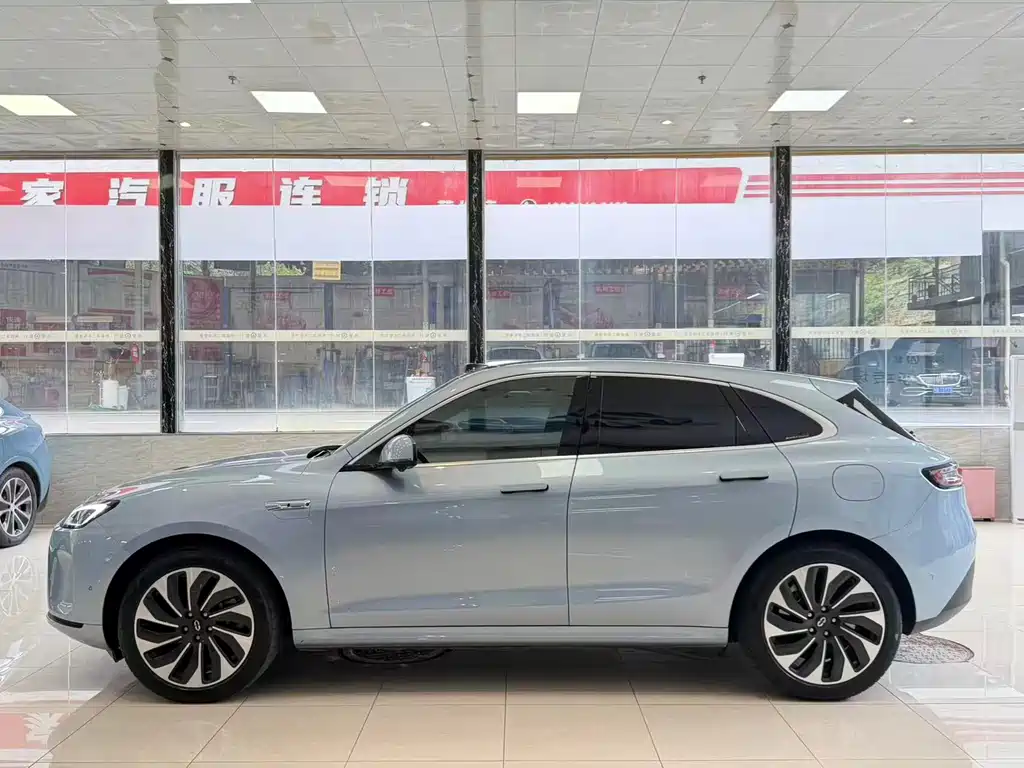 AITO ASK THE WORLD M5