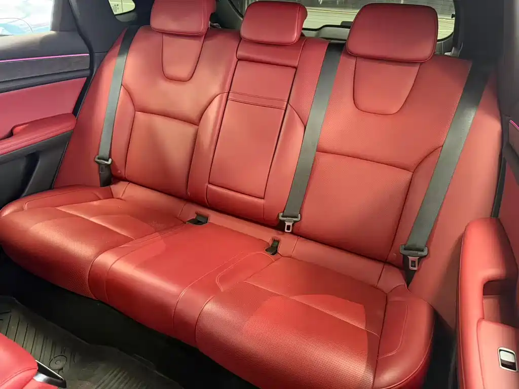 AITO ASK THE WORLD M5