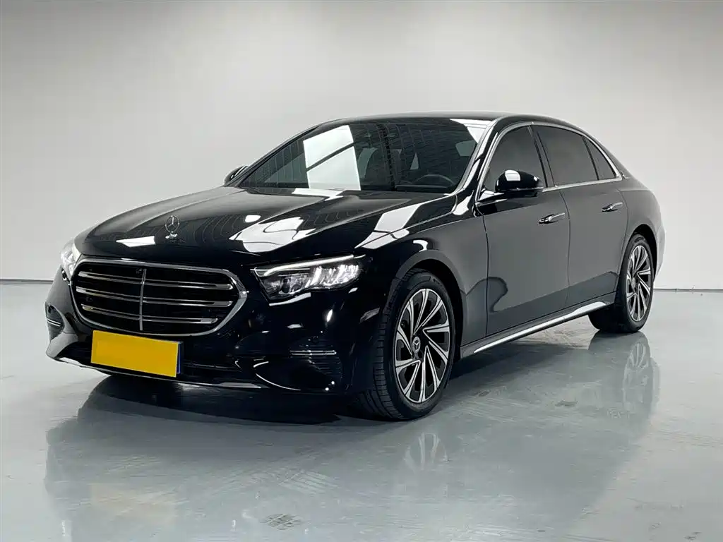 Mercedes-Benz E-Class 2024