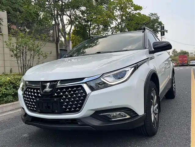 NA ZHIJIE U5 SUV 2018