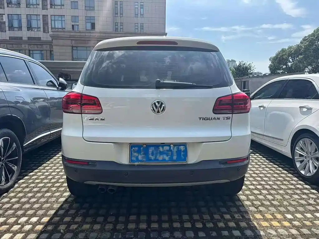 Volkswagen Tiguan — миниатюра 8