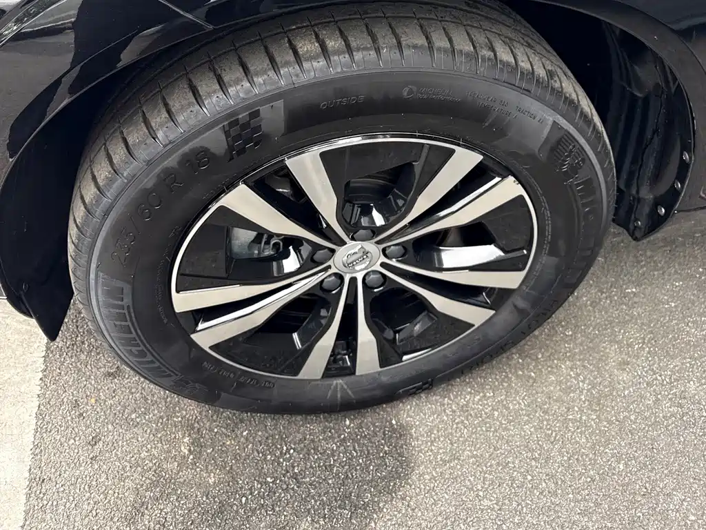 Volvo XC60 — миниатюра 4