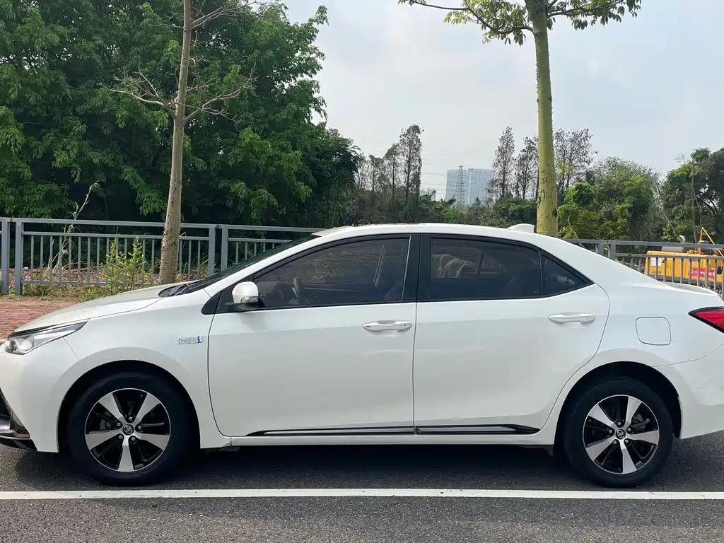 TOYOTA RALINK DUAL ENGINE E+