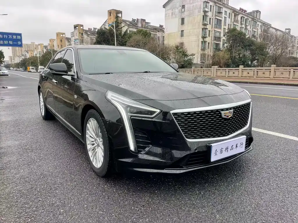 CADILLAC CT6