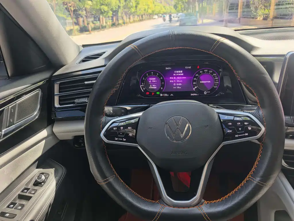 Volkswagen Teramont — миниатюра 10