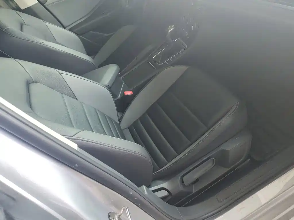Volkswagen Sagitar — миниатюра 25
