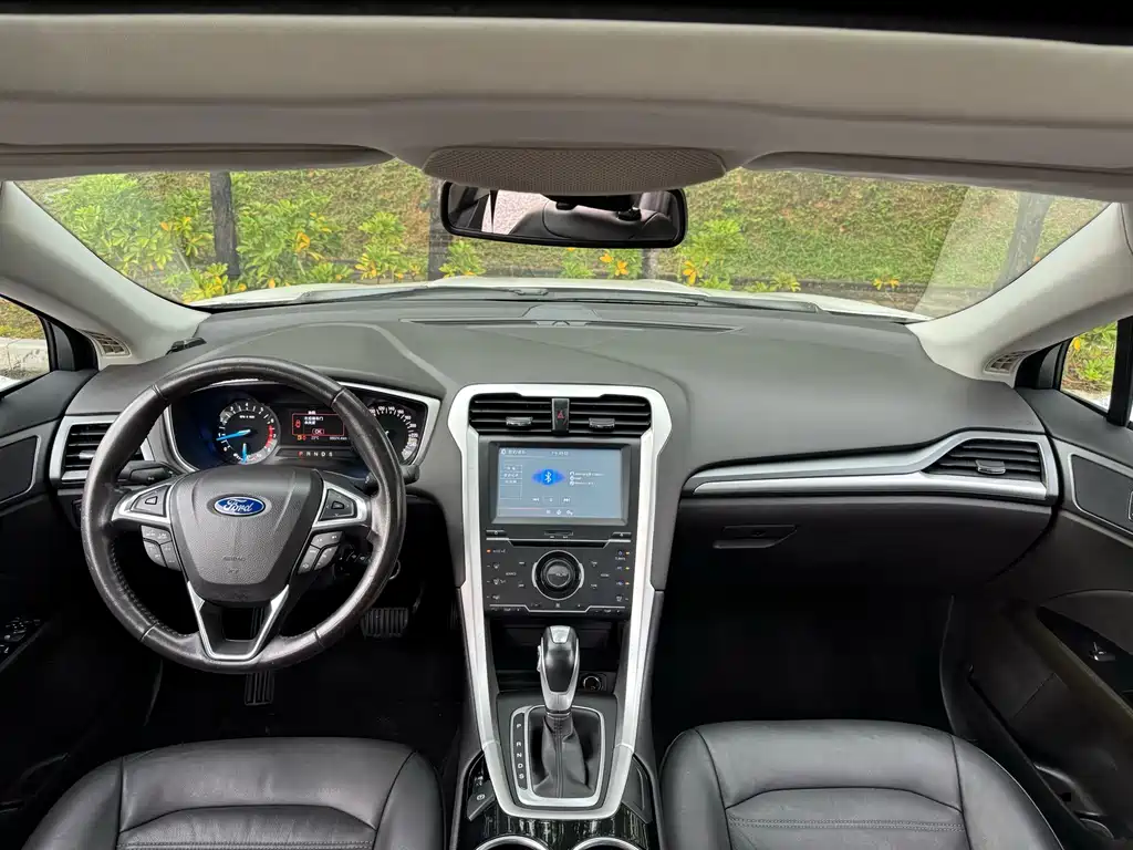 Ford Mondeo — миниатюра 16