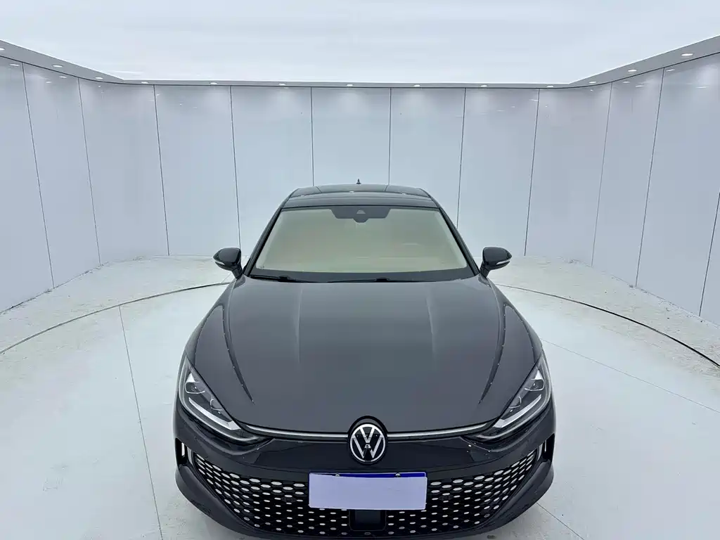 VOLKSWAGEN LINGDU