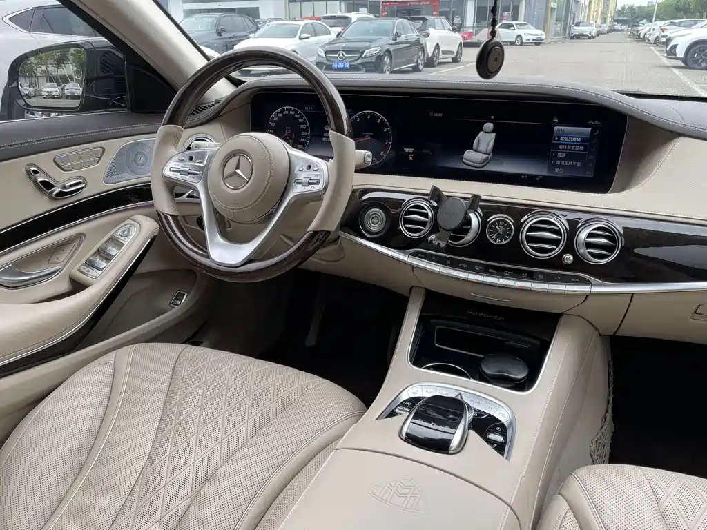 Mercedes-Benz S-Class — миниатюра 6