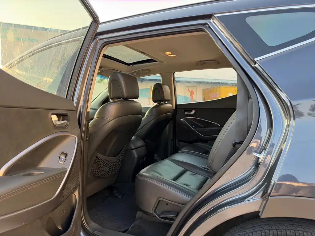 Hyundai Santa Fe — миниатюра 11