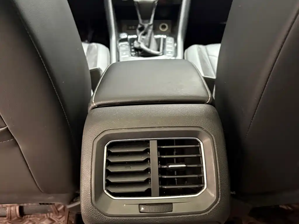 Volkswagen Tiguan L L 2018 380TSI AT Luxury