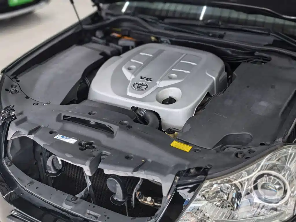 Toyota Crown 2010 2.5L Royal