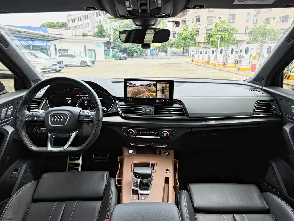 Audi Q5L — миниатюра 10