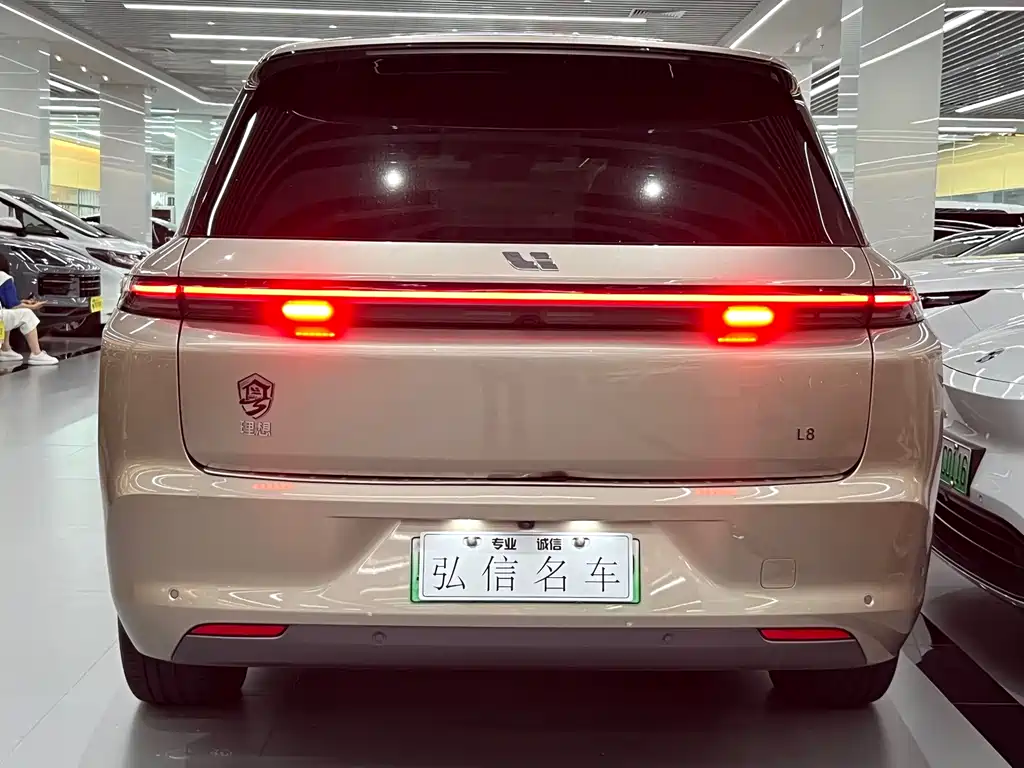 Li Auto Li L8 — миниатюра 14