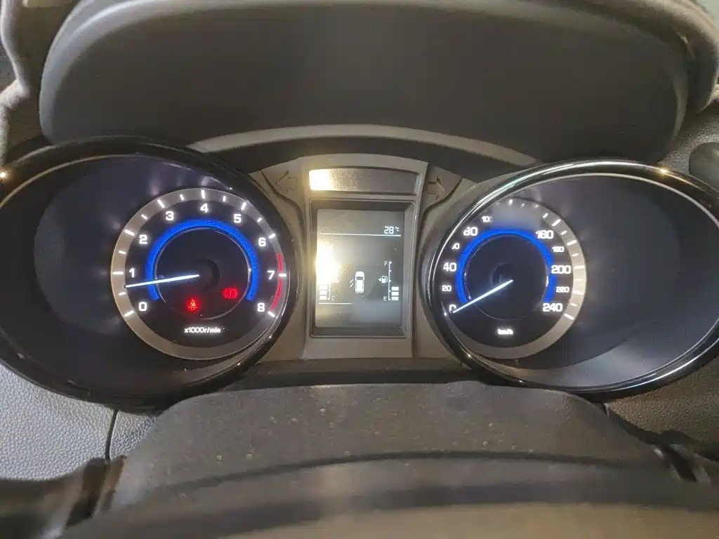 Changan CS15 — миниатюра 4