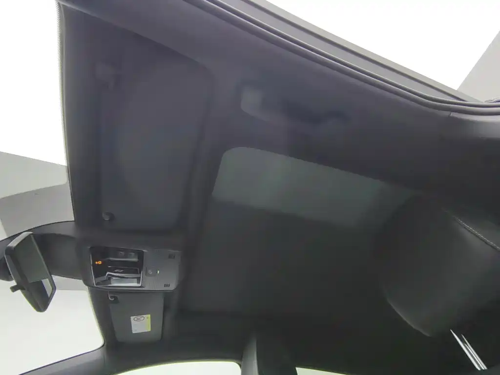 Volkswagen ID.4 Crozz — миниатюра 14