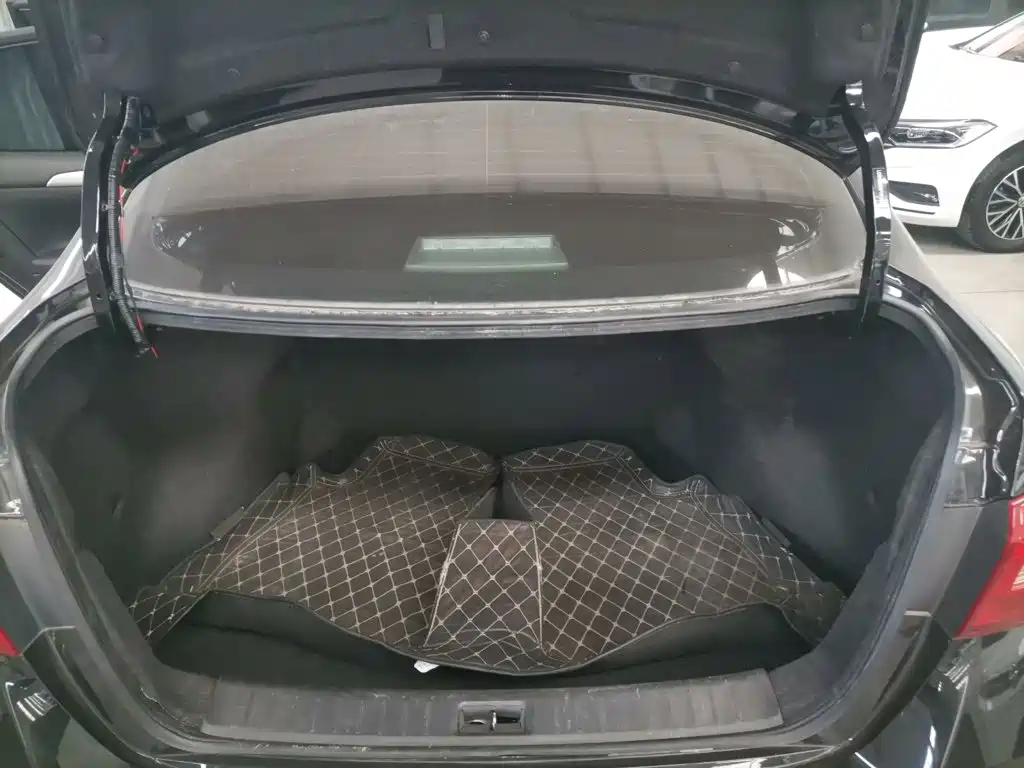 Nissan Sylphy — миниатюра 19
