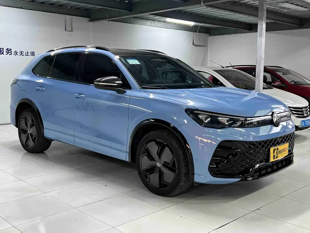 Volkswagen Tiguan L — миниатюра 3